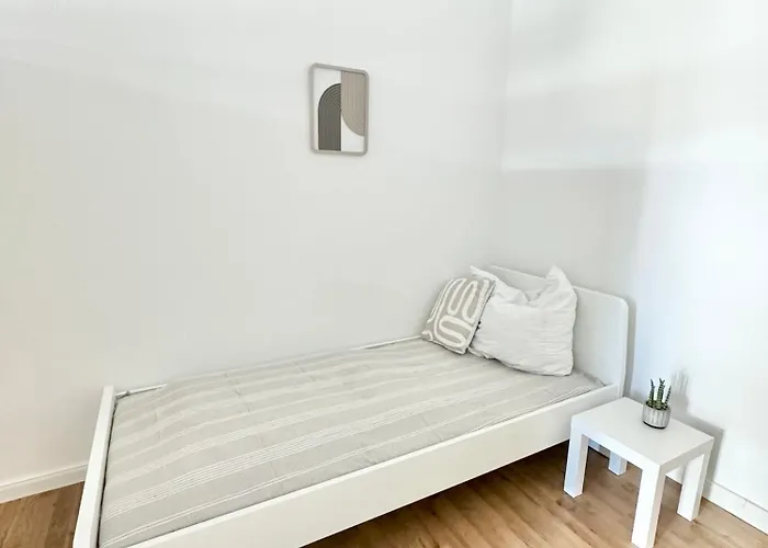 Monteur's Apartment *